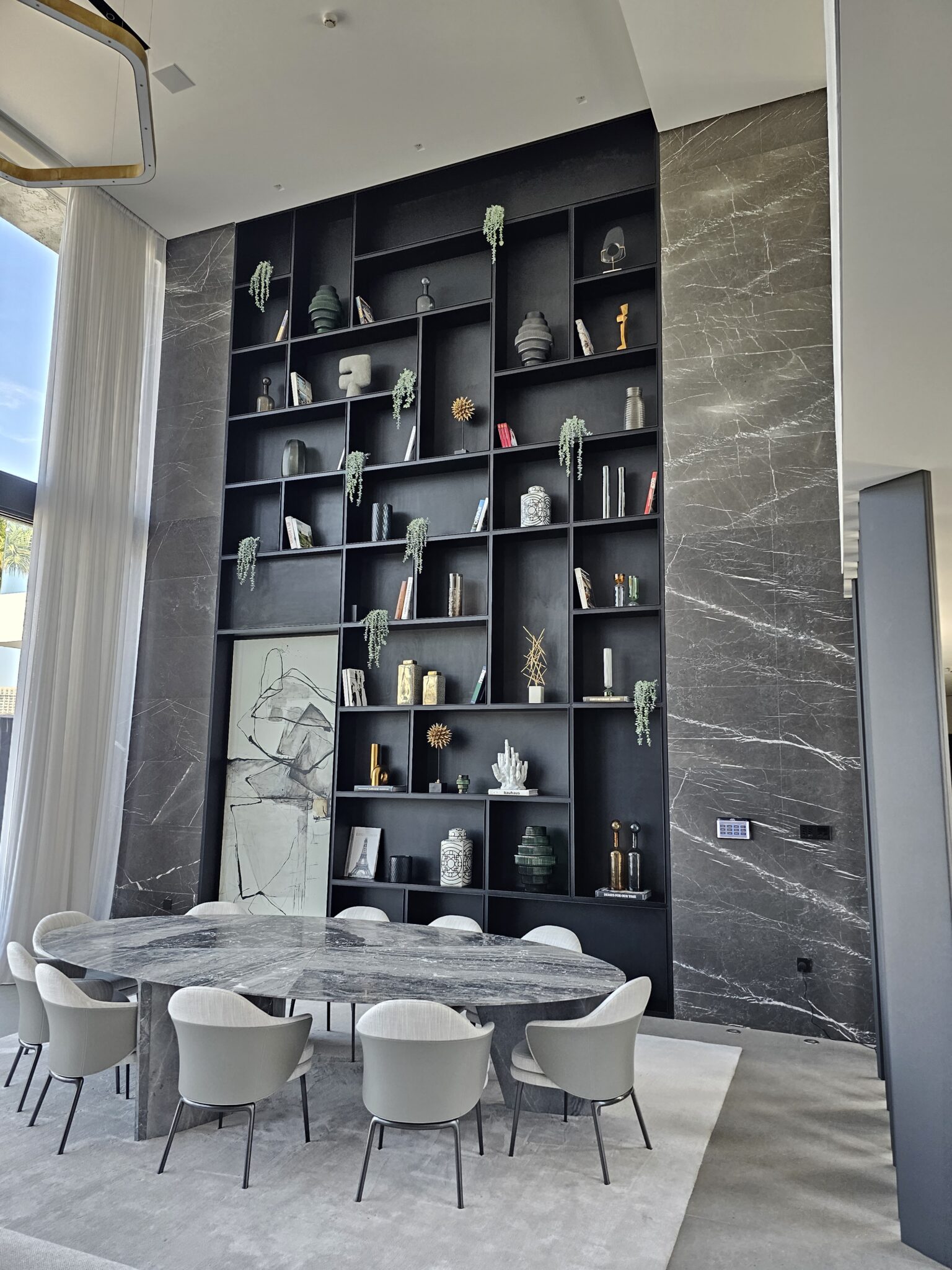 PRIVATE VILLA, PALM JUMEIRAH, DUBAI | Azula Marble LLC